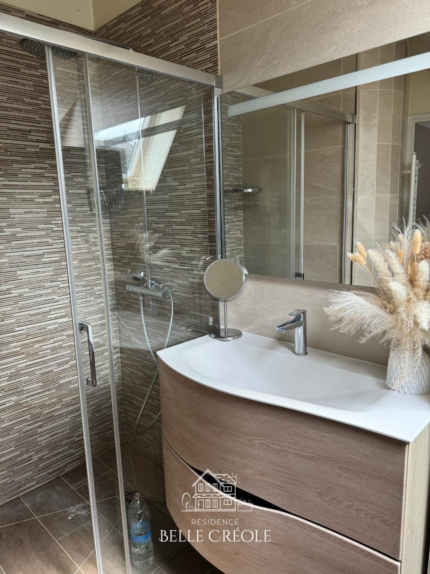Maison Duplex Avec Jacuzzi A 15Min De Disneyland Paris Et 1H De Paris Quincy-Voisins Exterior photo